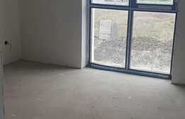 Cea mai buna oferta!!! Apartament semifinisat, balcon 6 mp si pod cu scara interioara