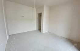 Apartament 2 camere semifinisat, garaj 3000 euro, zona Sub Cetate!