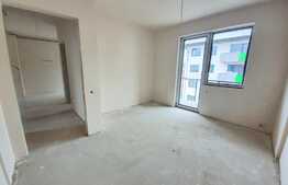 Apartament 2 camere semifinisat, garaj 3000 euro, zona Sub Cetate!