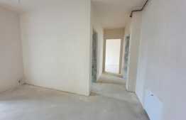 Apartament 2 camere semifinisat, garaj 3000 euro, zona Sub Cetate!