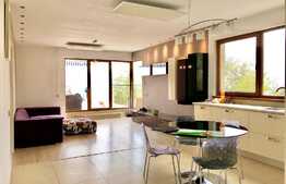 Apartament superb, 3 camere, terasa 60 mp, piscina,  zona American Village