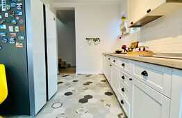 Casa, 130 mp, mobilata lux, curte privata, parcare, zona Feleacu