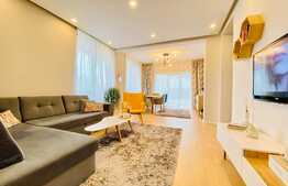 Casa, 130 mp, mobilata lux, curte privata, parcare, zona Feleacu