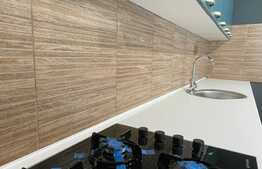 Vanzare 2 camere, 45 mp, balcon de 11 mp, zona Terra