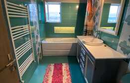 Apartament modern, 2 camere, 53 mp, parcare, zona Terra!