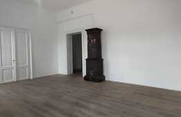 Reducere de pret! Apartament in centru tavan inalt, proaspat renovat. Investitie sigura