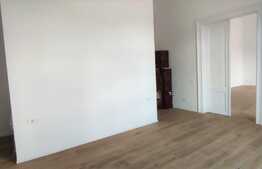 Reducere de pret! Apartament in centru tavan inalt, proaspat renovat. Investitie sigura