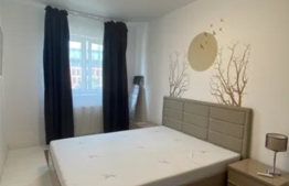 Apartament la cheie, central, etaj intermediar, parcare subterana,ideal pentru investitie.