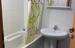 Apartament cu doua camere decomandate, 52 mp, zona ultracentrala 