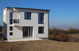 Ultima unitate disponibila. Casa individuala, 215 mp utili, 633 mp teren, garaj pentru 2 masini, panorama!