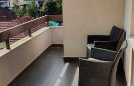 Apartament cu 6 camere, 180 mp, 4 balcoane, zona P-ta Engels 