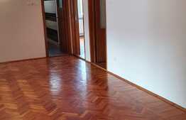 Apartament cu 6 camere, 180 mp, 4 balcoane, zona P-ta Engels 