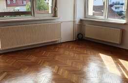 Apartament cu 6 camere, 180 mp, 4 balcoane, zona P-ta Engels 