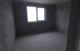  Vanzare 3 camere, doua bai,  110 mp, parcare, zona LIDL!