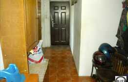 Apartament de vanzare cu 3 camere, 66 mp utili