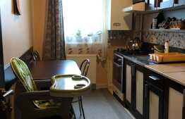 Apartament 2 camere, decomandat, zona strazii Alverna