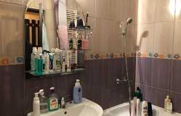 Apartament 2 camere, decomandat, zona strazii Alverna