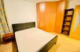 Apartament cu 3 camere, 90 mp, zona UMF