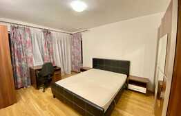 Apartament cu 3 camere, 90 mp, zona UMF