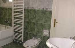 Apartament semidecomandat cu 4 camere in Gheorgheni! Merita vazut!