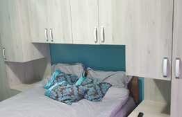 Iti doresti un apartament cochet si modern? Apartamentul perfect pentru tine! Decomandat, curte si loc de parcare!