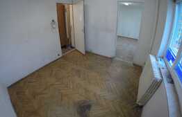 Apartament cu 3 camere decomandate, pretabil pentru spatiu comercial