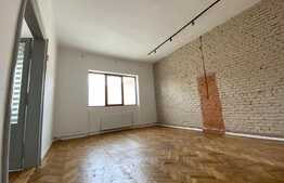 Etaj in Casa P+1, 100 mp, zona Piata Mihai Viteazu