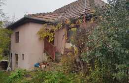 Casa demolabila, zona Oasului, 65 mp utili, 350 mp teren