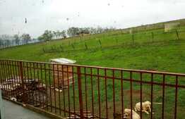 Casa individuala de vanzare, 120 mp utili, 530 mp teren, semifinisat