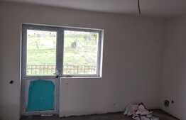 Casa individuala de vanzare, 120 mp utili, 530 mp teren, semifinisat