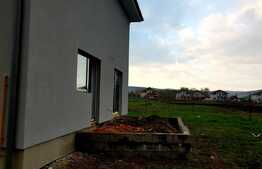 Casa individuala noua de vanzare, 120 mp utili, 450 mp teren, semifinisata, Jucu de Mijloc