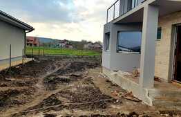 Casa individuala noua de vanzare, 120 mp utili, 450 mp teren, semifinisata, Jucu de Mijloc