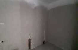 Apartament 2 camere, etaj intermediar, zona Porii