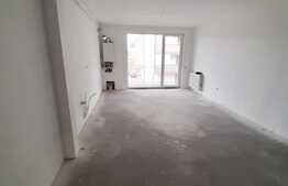 Apartament 2 camere, etaj intermediar, zona Porii