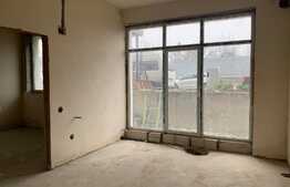 Apartament semifinisat, 58.30 mp, gradina, zona strazii Campina