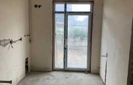 Apartament semifinisat, 58.30 mp, gradina, zona strazii Campina