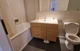 Apartament cu 3 camere, 74 mp, prima inchiriere, parcare, zona P-ta Engels