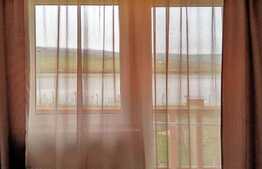 Casa finisata si mobilata, la cheie, semineu, panorama unica!