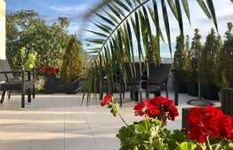 Apartament cu 3 camere, 100 mp, terasa 180 mp, parcare, zona Iulius Mall