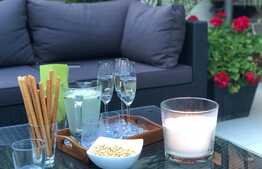 Apartament cu 3 camere, 100 mp, terasa 180 mp, parcare, zona Iulius Mall