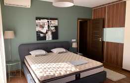 Apartament cu 3 camere, 100 mp, terasa 180 mp, parcare, zona Iulius Mall