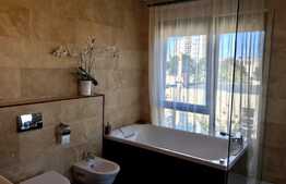 Apartament cu 3 camere, 100 mp, terasa 180 mp, parcare, zona Iulius Mall