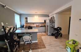 Apartament spatios , 73 mp, balcon, loc de parcare! Zona Cetatii!