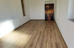 Apartament 2 camere, 60 mp, garaj 16 mp, posibilitate spatiu comercial,zona Terra.