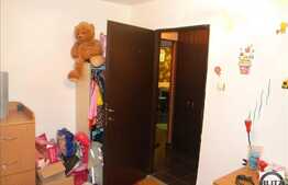 3 camere 67 mp cu 2 balcoane si boxa,  zona Calea Floresti, mobilat complet