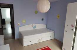 Apartament 3 camere, 58 mp, Zona Eroilor, Parcare, Negociabil