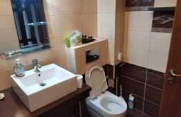 Apartament 3 camere, 58 mp, Zona Eroilor, Parcare, Negociabil