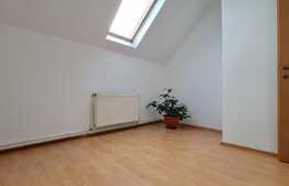 Casa 96 mp, 4 camere, 2 parcari, 100 mp teren, zona Sanex