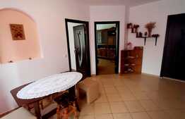 2 balcoane, etaj intermediar, zona Florilor