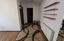 Garsoniera decomandata, 33mp, etaj 1, balcon! Zona strazii Urusagului!